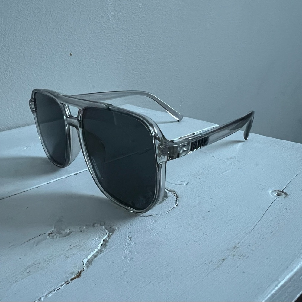 Bumz Sunglasses - Picture 4 of 4
